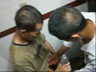 中国老头口交吃精